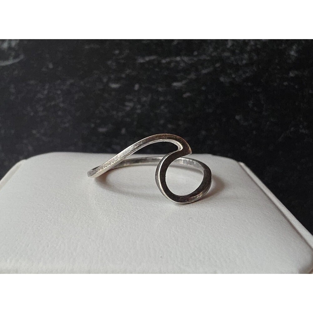925 Sterling Silver Wave Ring, Size US 8 Vintage